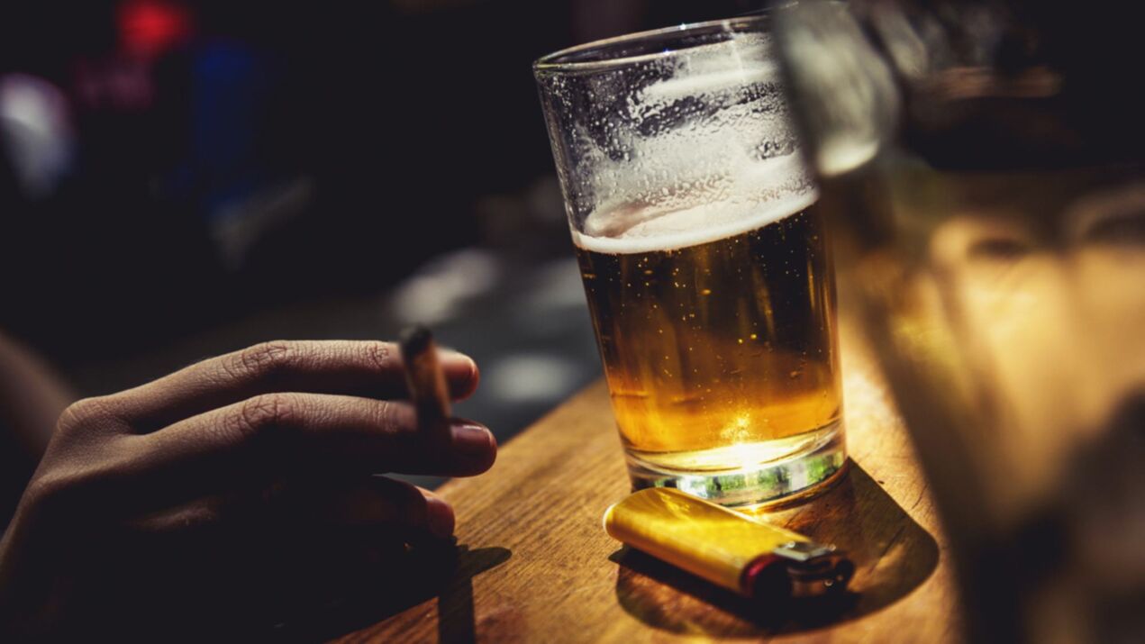 Fumar e álcool como causas da hipertensão